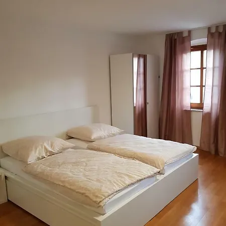 Jale Regensburg